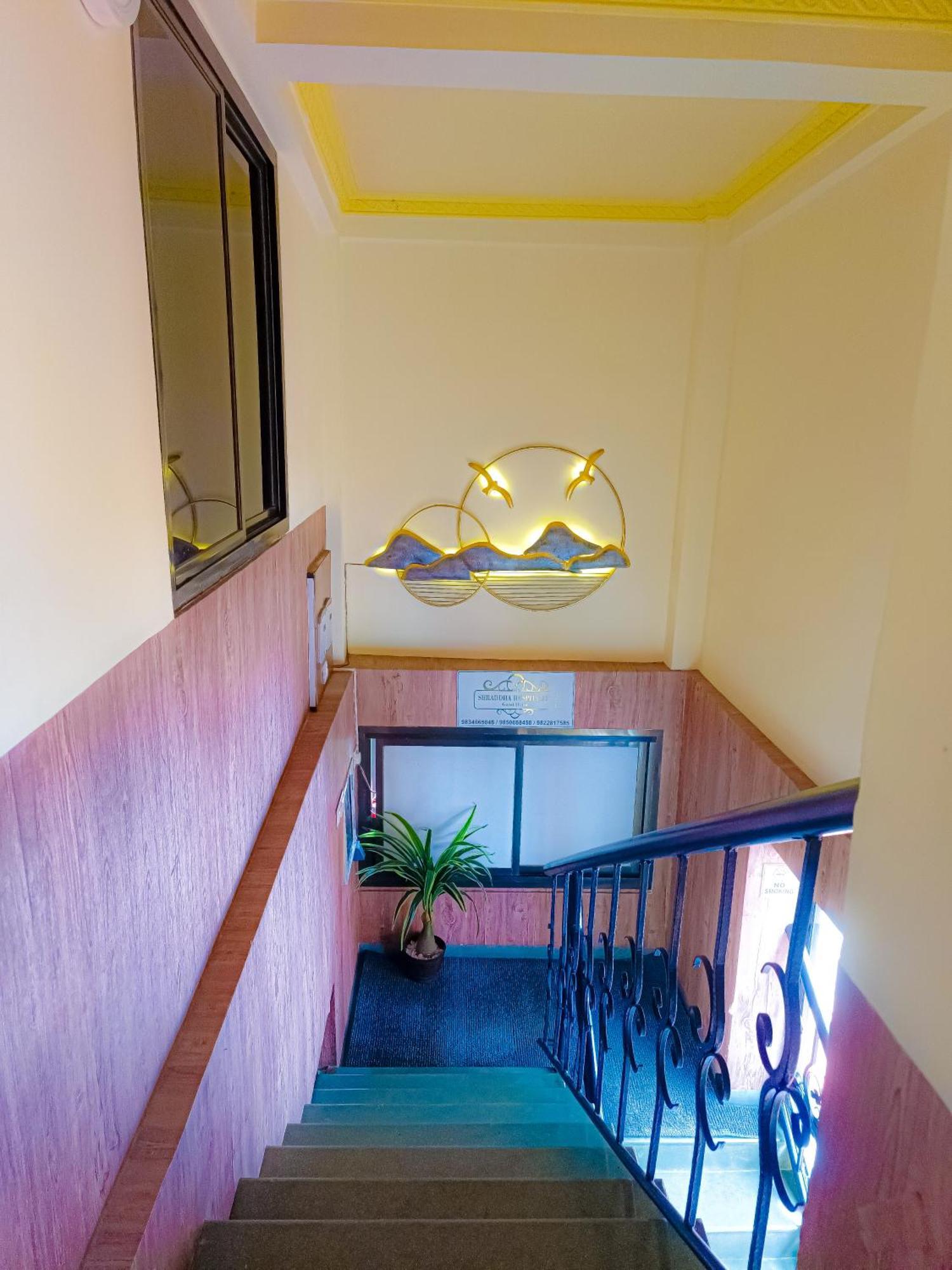Shradha Luxury Room กาลังกูติ ภายนอก รูปภาพ