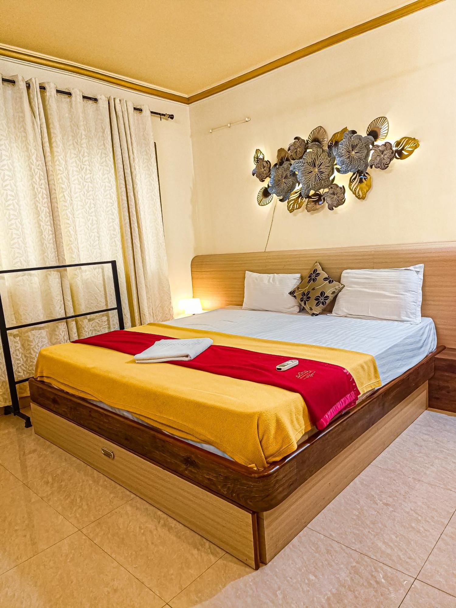 Shradha Luxury Room กาลังกูติ ภายนอก รูปภาพ