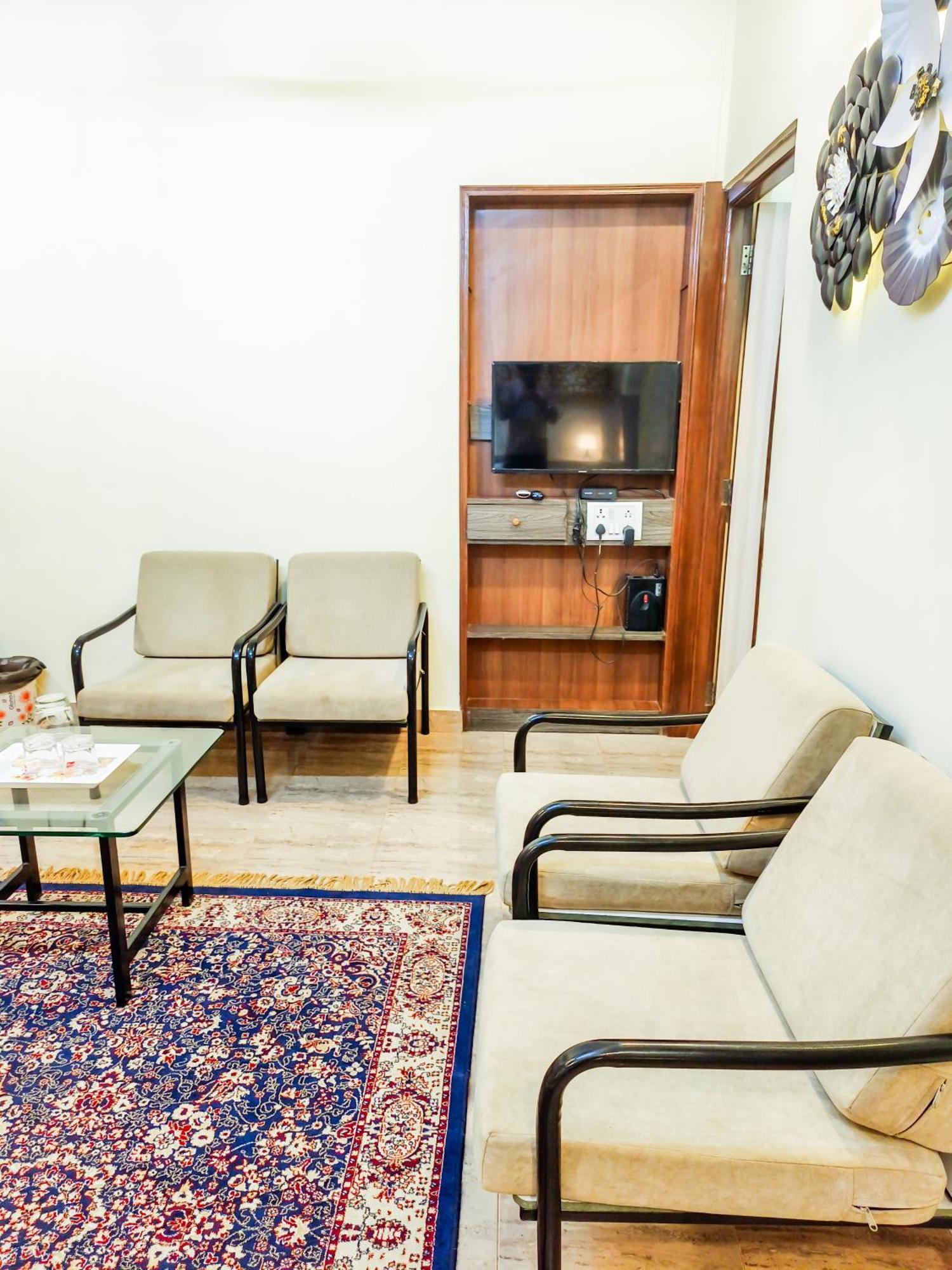 Shradha Luxury Room กาลังกูติ ภายนอก รูปภาพ